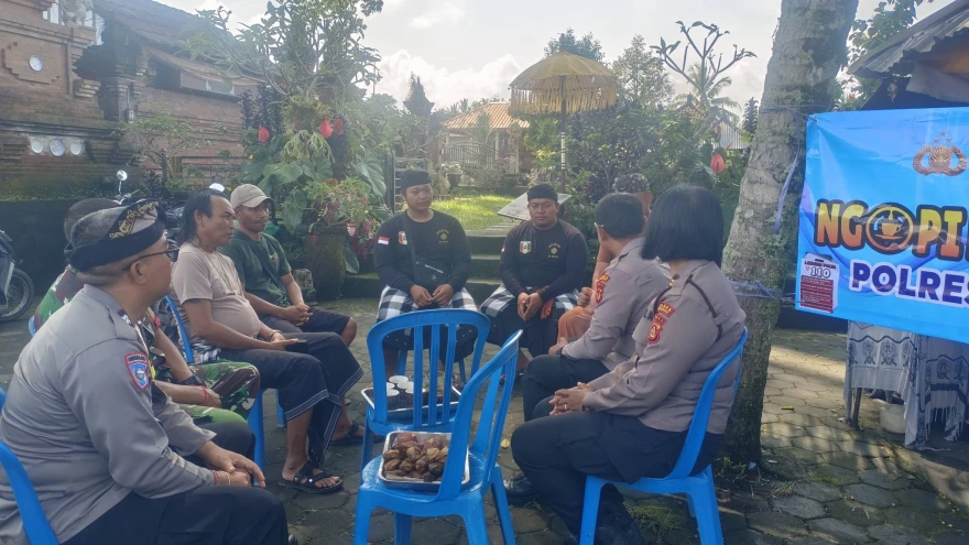 KUNJUNGAN KASAT BINMAS POLSEK MARGA